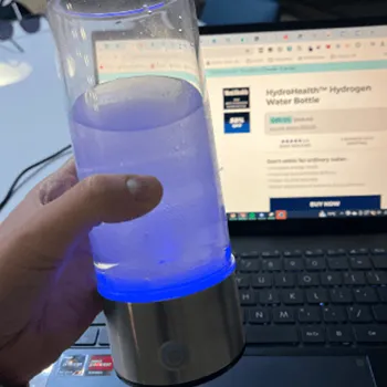 LifeWater Hydrogen Bottle user Andrea P.